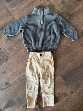 Gray Ribbed Half-Zip Sweater with Pants